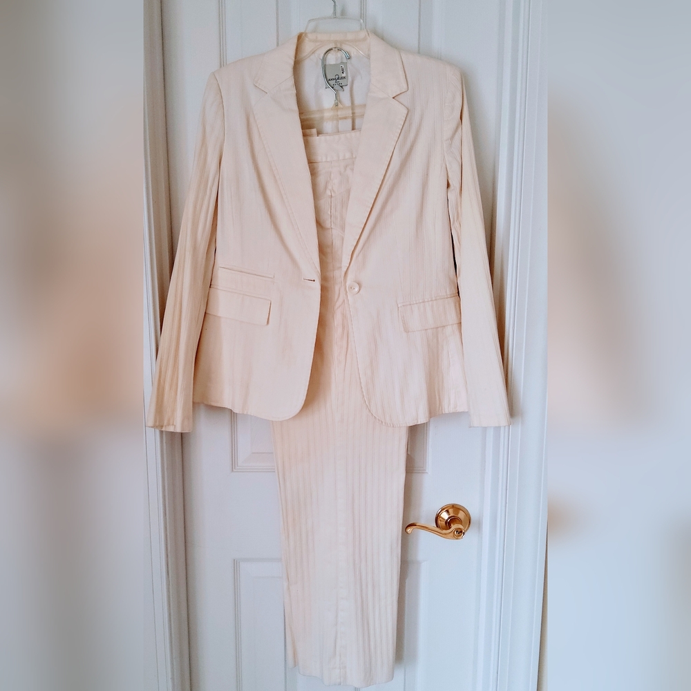 ANNE KLEIN SUIT 10 CREAM